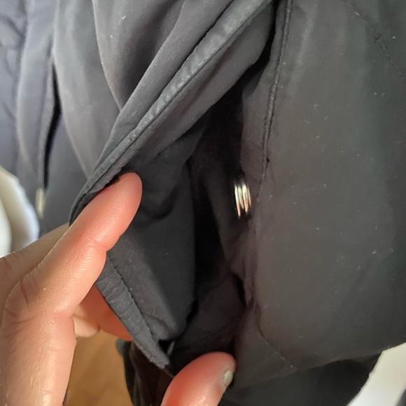 J.Crew Black Short Puffer Coat w/ Hood - Picture 4 of 6